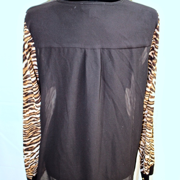 🆕 EUC, Michael Kors Safari Blouse, Sz M 🆕 - Picture 4 of 8